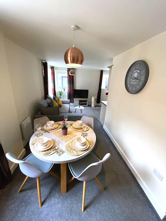 Stylish Two Bed City Apartment With Secure Parking Southampton Kültér fotó