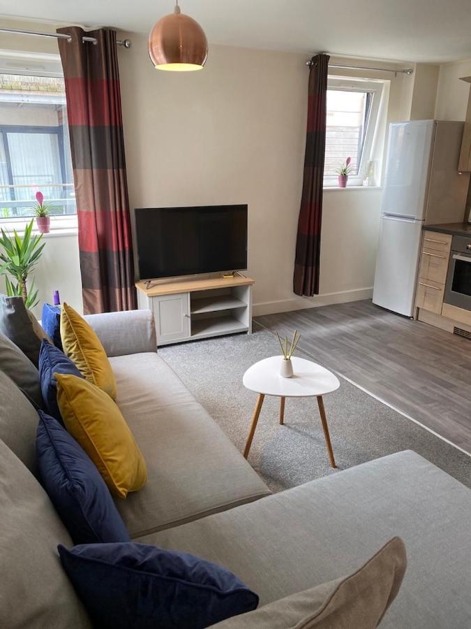 Stylish Two Bed City Apartment With Secure Parking Southampton Kültér fotó
