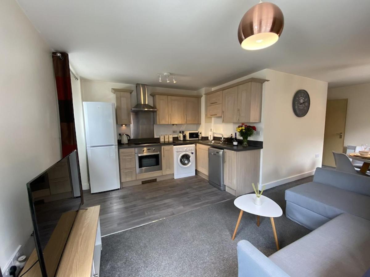 Stylish Two Bed City Apartment With Secure Parking Southampton Kültér fotó